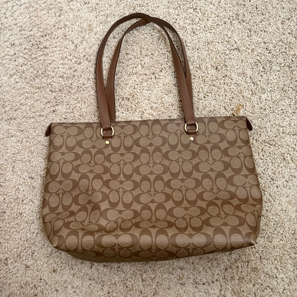 Coach Tan Signature Tote Bag - Picture 7 of 14